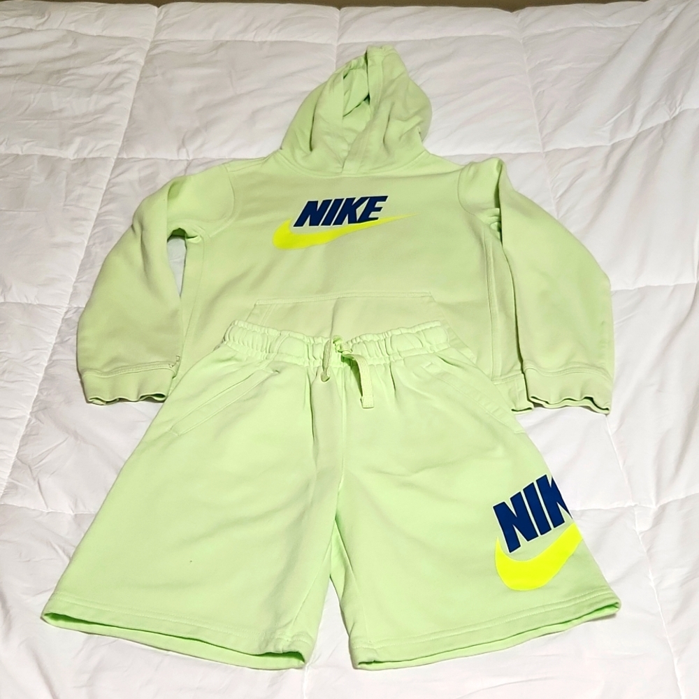 Boys hoodie & shorts